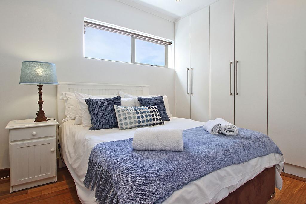 Vredenhof Self Catering Apartment Cape Town Eksteriør bilde