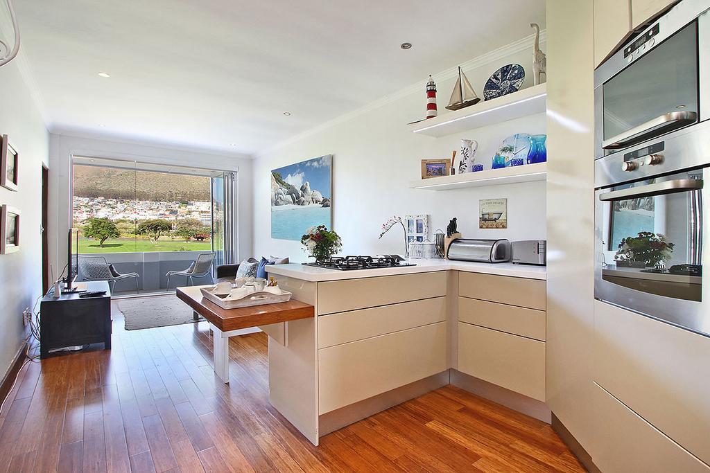 Vredenhof Self Catering Apartment Cape Town Eksteriør bilde